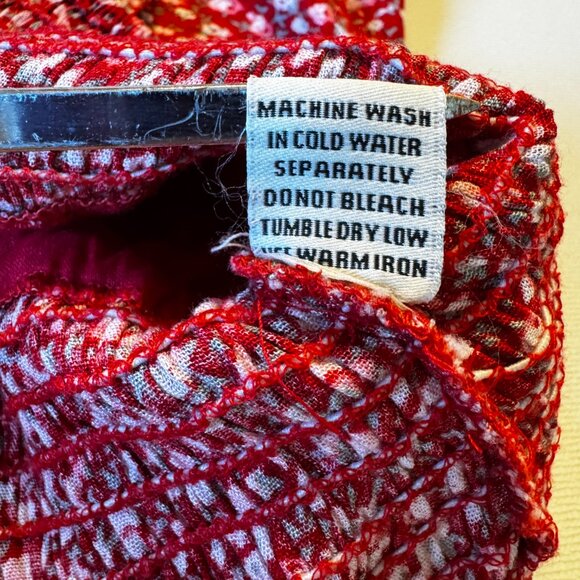 Sim & Sam Cropped Top Medium Red Ditsy Floral Smocked Waist Puff Sleeve Feminine - Picture 9 of 9